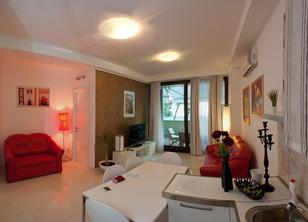 Residence Apartments Anamaria โปดสตรานา ภายนอก รูปภาพ